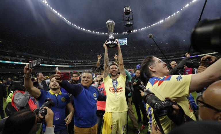 Layún se retira con un título: “Lo soñé y este es el mejor sueño” Layún se retira con un título: “Lo soñé y este es el mejor sueño”