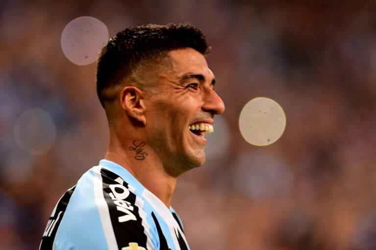 Luis Suárez: “Mi sentimiento dijo que tenía que ir al Atlético de Madrid” Luis Suárez: “Mi sentimiento dijo que tenía que ir al Atlético de Madrid”