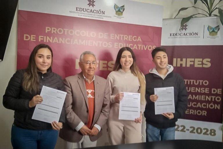 Estudiantes recibieron financiamientos para estudiar en España Estudiantes recibieron financiamientos para estudiar en España