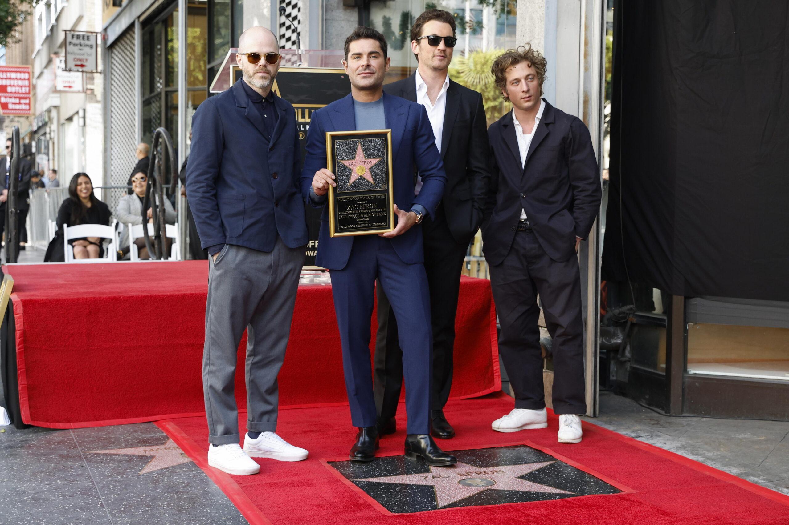 Zac Efron descubre su estrella en el Paseo de la Fama