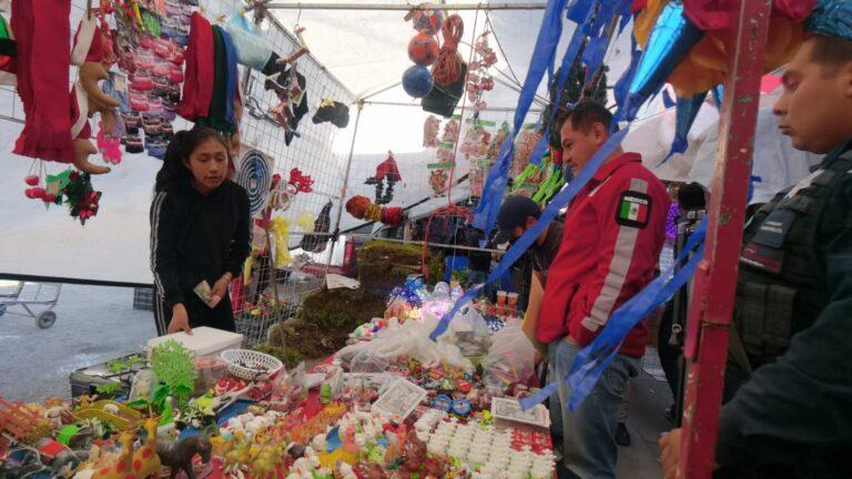Continúa la venta de pirotecnia en bazar navideño Continúa la venta de pirotecnia en bazar navideño