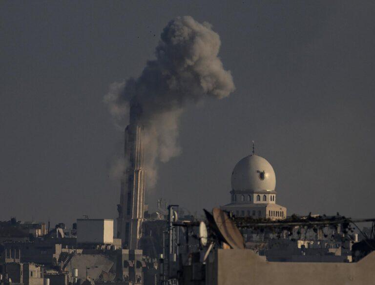 Los combates se extienden por toda Gaza, Netanyahu visita el norte y Sinwar reaparece Los combates se extienden por toda Gaza, Netanyahu visita el norte y Sinwar reaparece