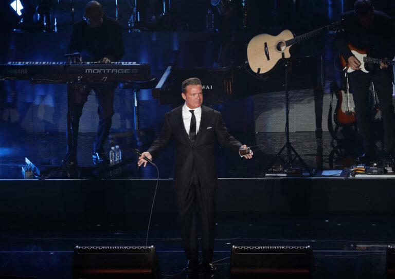 El cantante Luis Miguel anuncia nueva serie de 28 conciertos en México para 2024