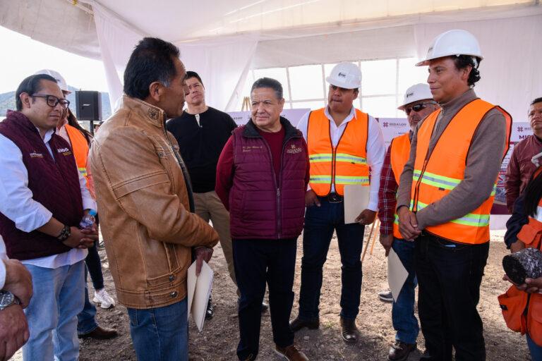 Con una inversión superior a los 70 mdp, Menchaca Salazar visitó Francisco I. Madero Con una inversión superior a los 70 mdp, Menchaca Salazar visitó Francisco I. Madero
