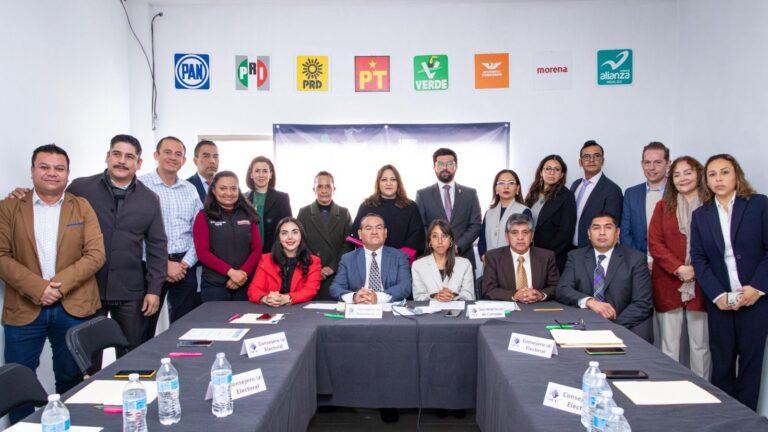 IEEH culmina con éxito la instalación de los 18 Consejos Distritalesque estarán en funciones durante las Elecciones 2024 IEEH culmina con éxito la instalación de los 18 Consejos Distritalesque estarán en funciones durante las Elecciones 2024