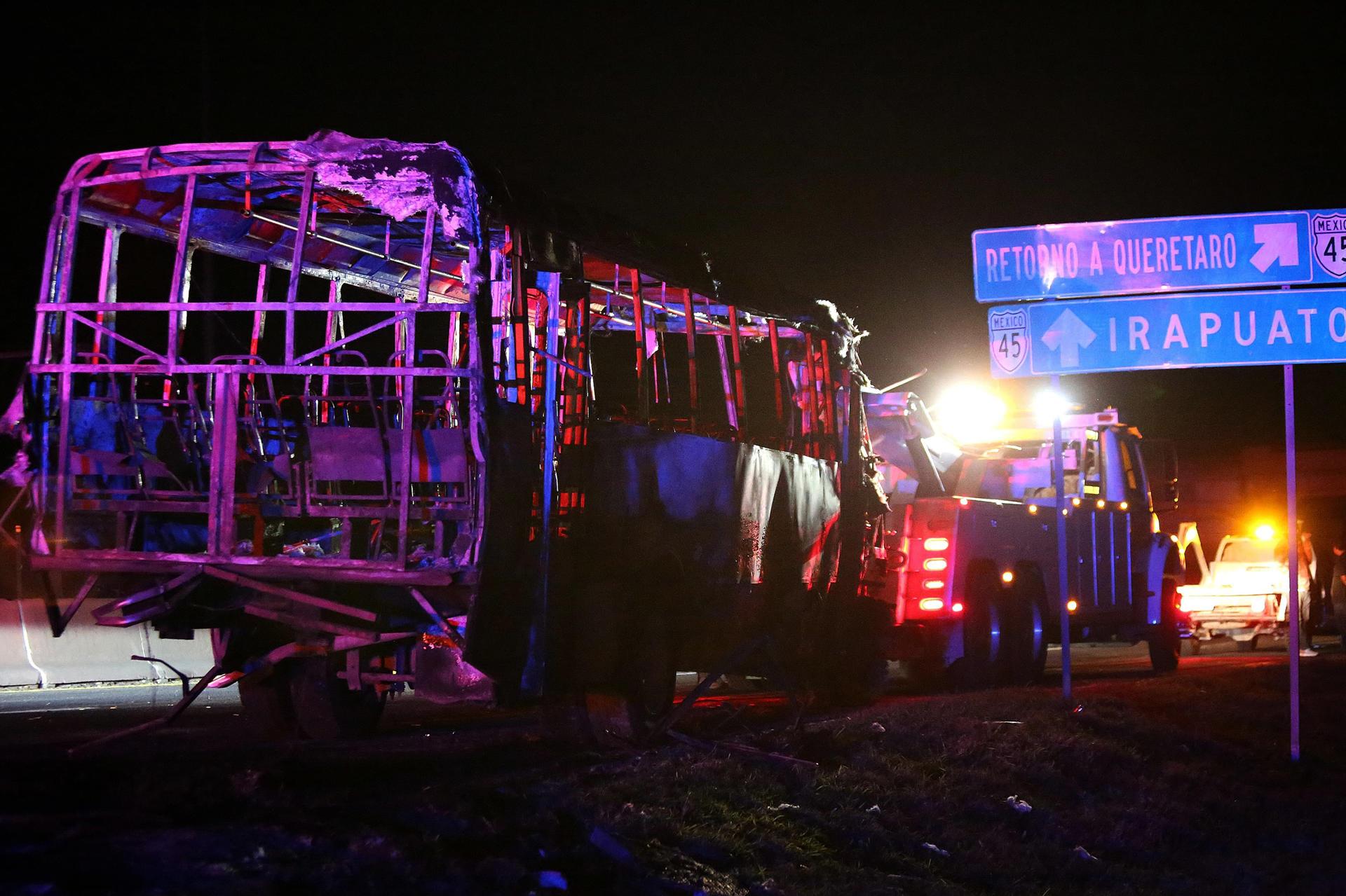 La detención de tres criminales deja un muerto, bloqueos y automóviles incendiados en México