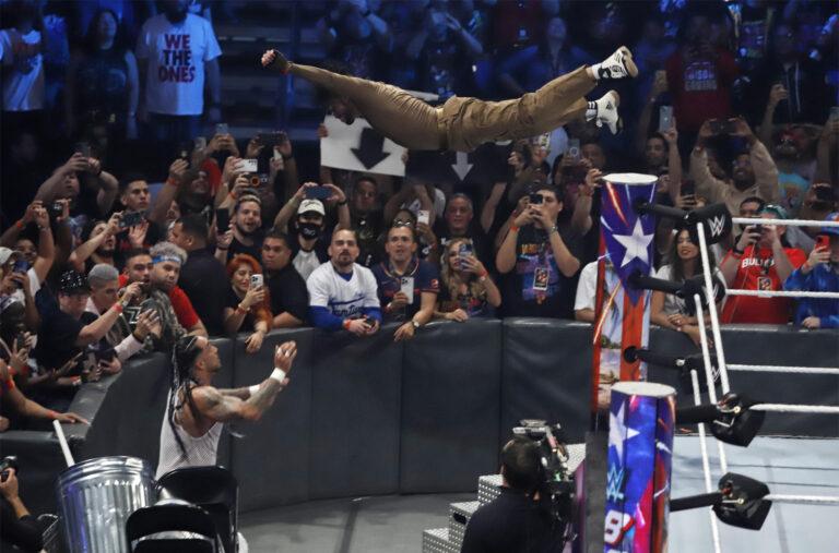 Netflix transmitirá el programa de lucha libre Raw de WWE en 2025 en EE.UU. y América Latina Netflix transmitirá el programa de lucha libre Raw de WWE en 2025 en EE.UU. y América Latina