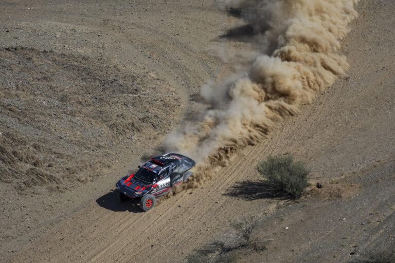 Loeb se reivindica ante Sainz, Nani Roma se retira y Cornejo suma su tercer triunfo Loeb se reivindica ante Sainz, Nani Roma se retira y Cornejo suma su tercer triunfo