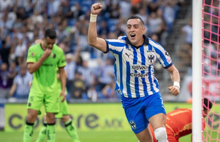 Rogelio Funes Mori es presentado con los Pumas de la UNAM Rogelio Funes Mori es presentado con los Pumas de la UNAM