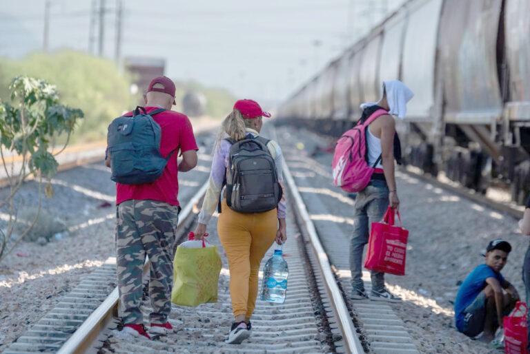 Autoridades encuentran a más de 700 migrantes en Tlaxcala Autoridades encuentran a más de 700 migrantes en Tlaxcala