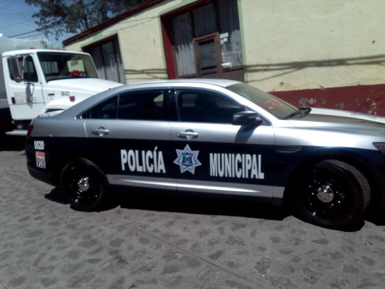 Elementos policiacos de Apan, detienen a un sediciente ladrón domiciliario Elementos policiacos de Apan, detienen a un sediciente ladrón domiciliario