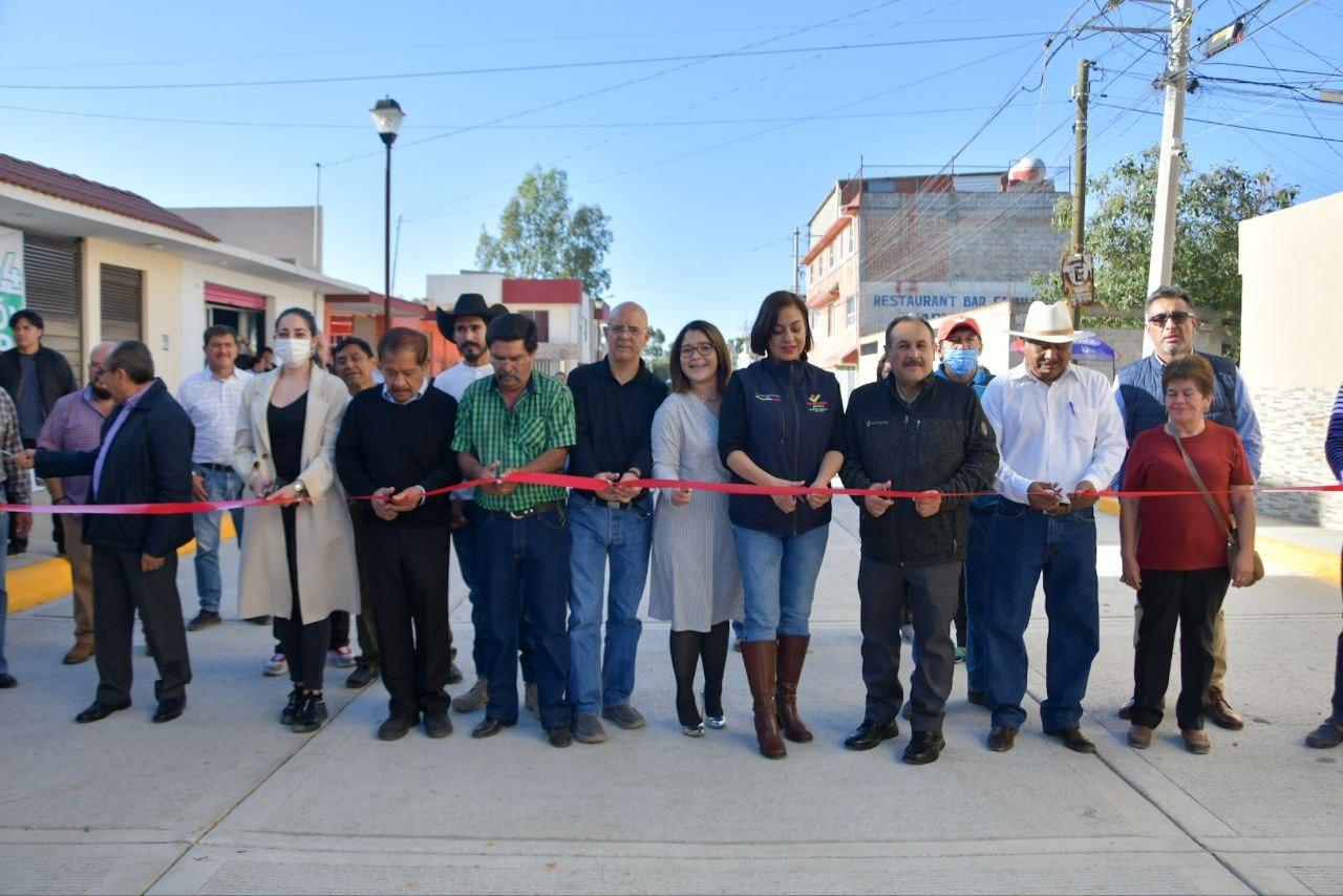 FUE INAUGURADO PAVIMENTO HIDRÁULICO EN AVENIDA DEL MAESTRO