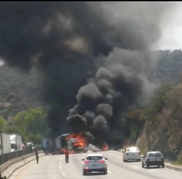 Brutal accidente en la México-Querétaro