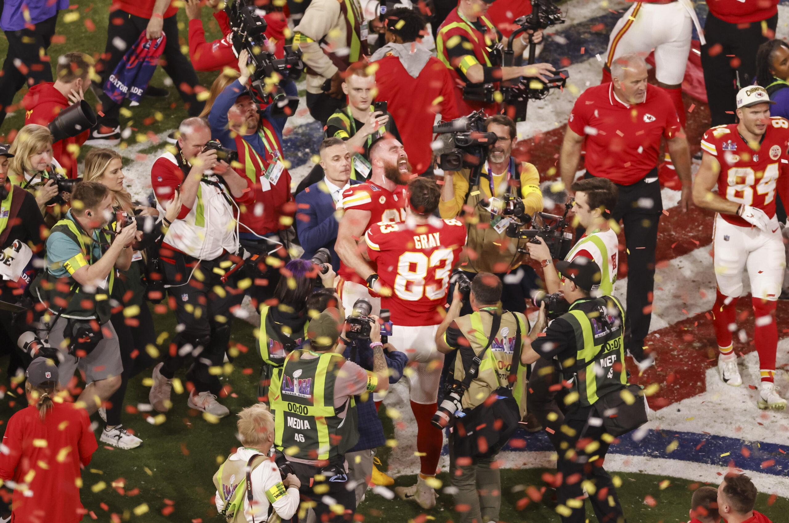 ¡KANSAS CITY CHIEFS, DOMINAN LA NFL!