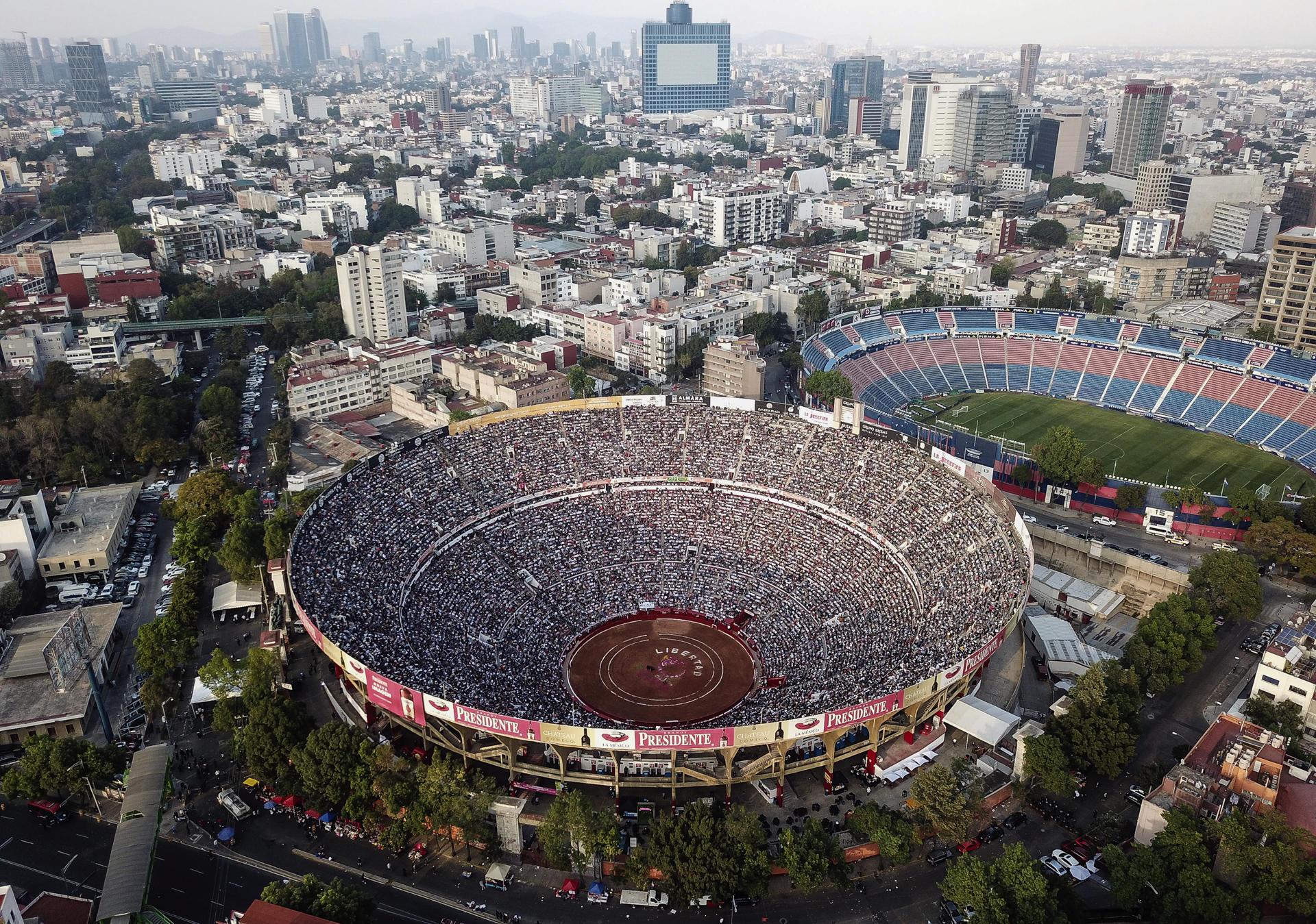 Hoy se define el futuro de la Plaza México