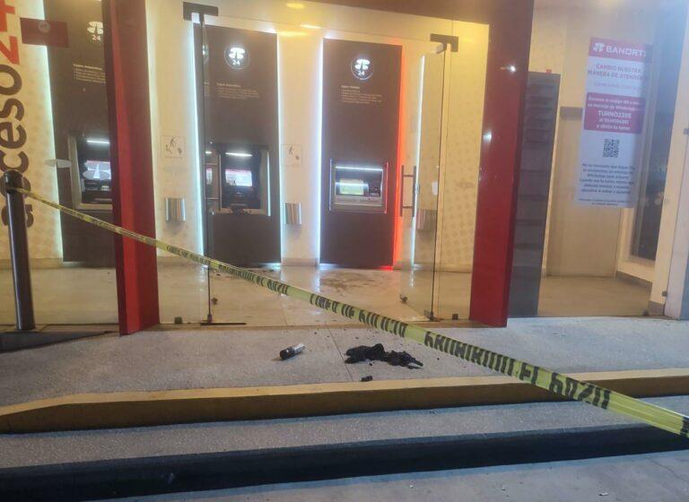 Incendian cajero en Tula, van por los responsables