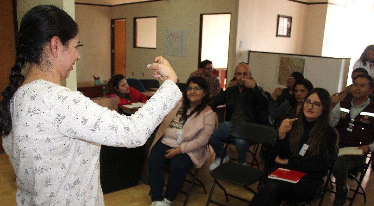 Ponen en marcha curso de Lengua de Señas Mexicana