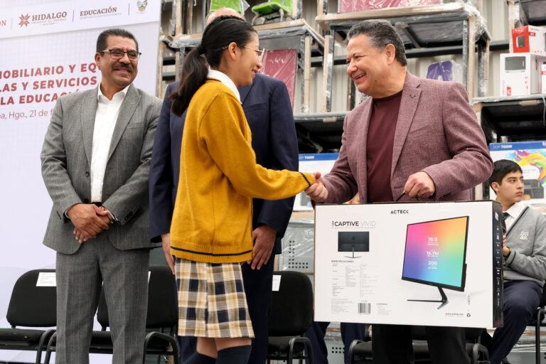 Destina gobierno de Hidalgo 158 mdp para equipamiento de escuelas