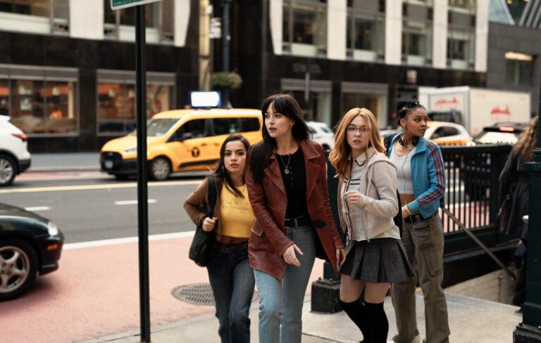 Dakota Johnson refresca el universo de Marvel 