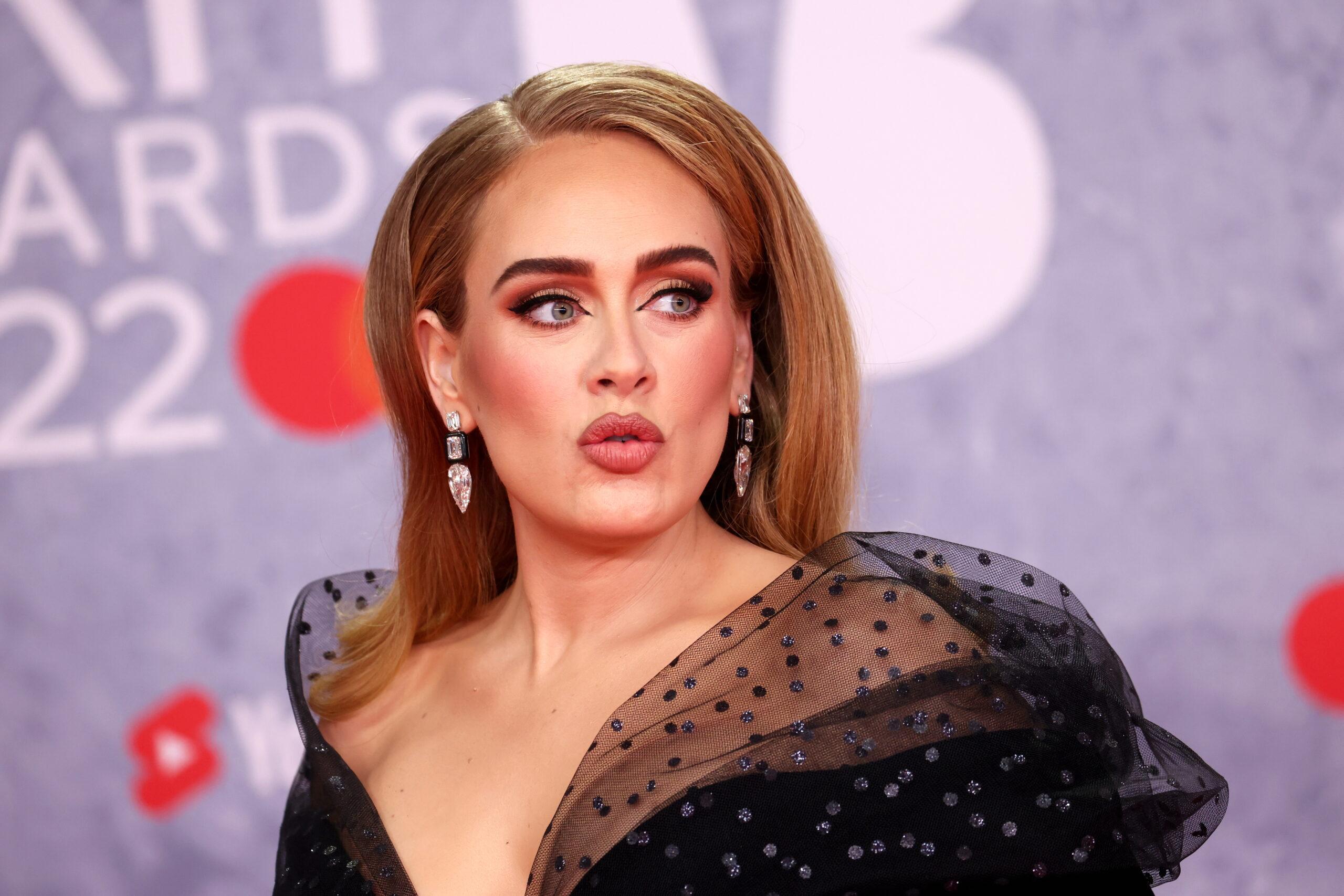 Adele cancela sus conciertos en Las Vegas 