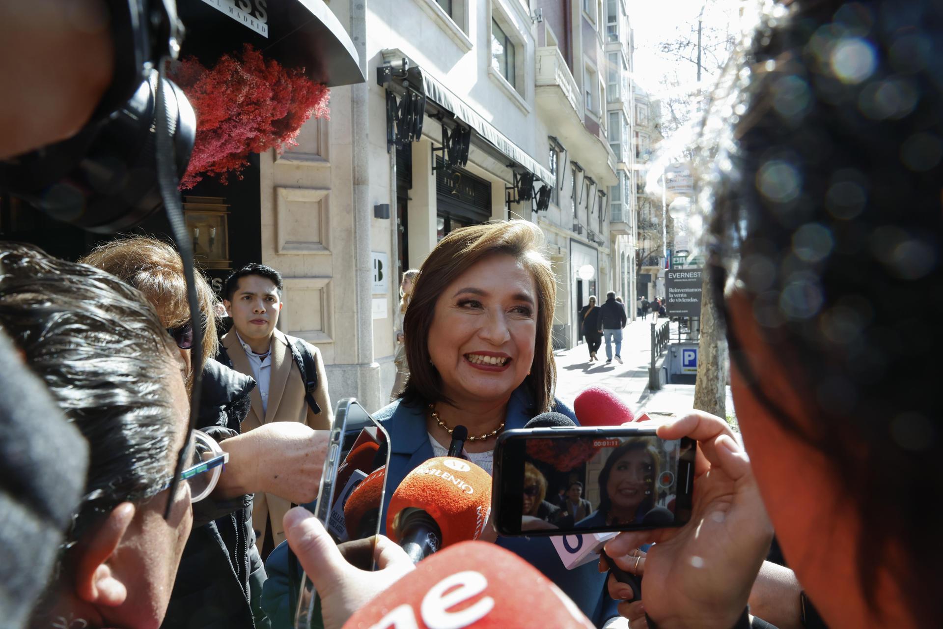 El papa Francisco recibe a la candidata opositora mexicana Xóchitl Gálvez en el Vaticano