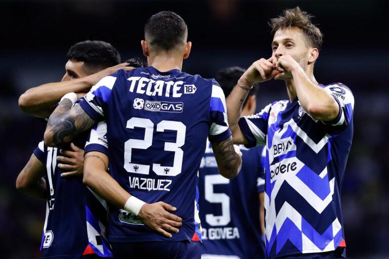 El español Canales rescata un empate para Monterrey que sube al primer lugar del fútbol en México