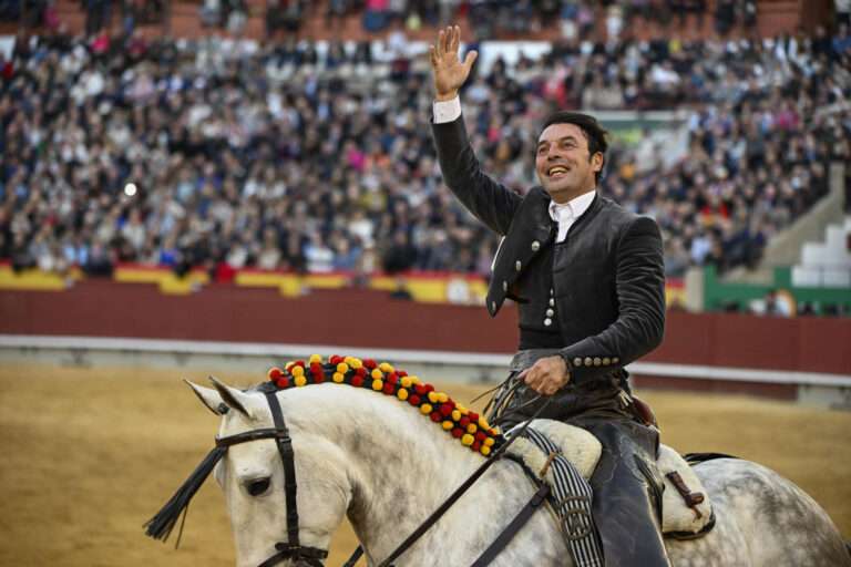 El español Cartagena encabeza el cartel de rejoneadores en Plaza México