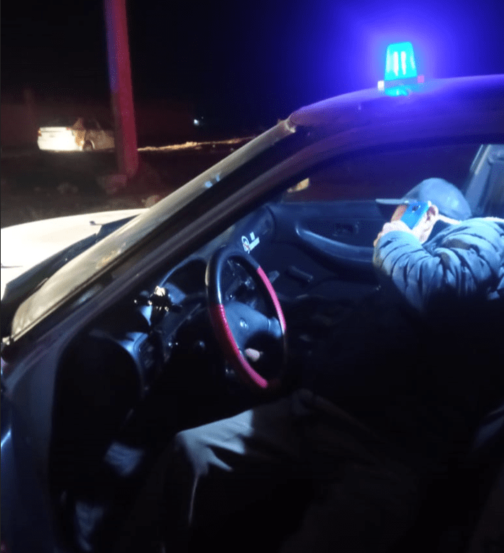 Balacearon a un hombre, su madre lo trasladó a un hospital pero murió