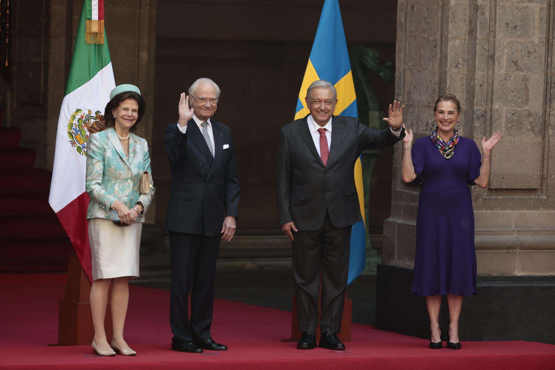 El presidente de México recibe a los reyes de Suecia en su visita de cultura y negocios