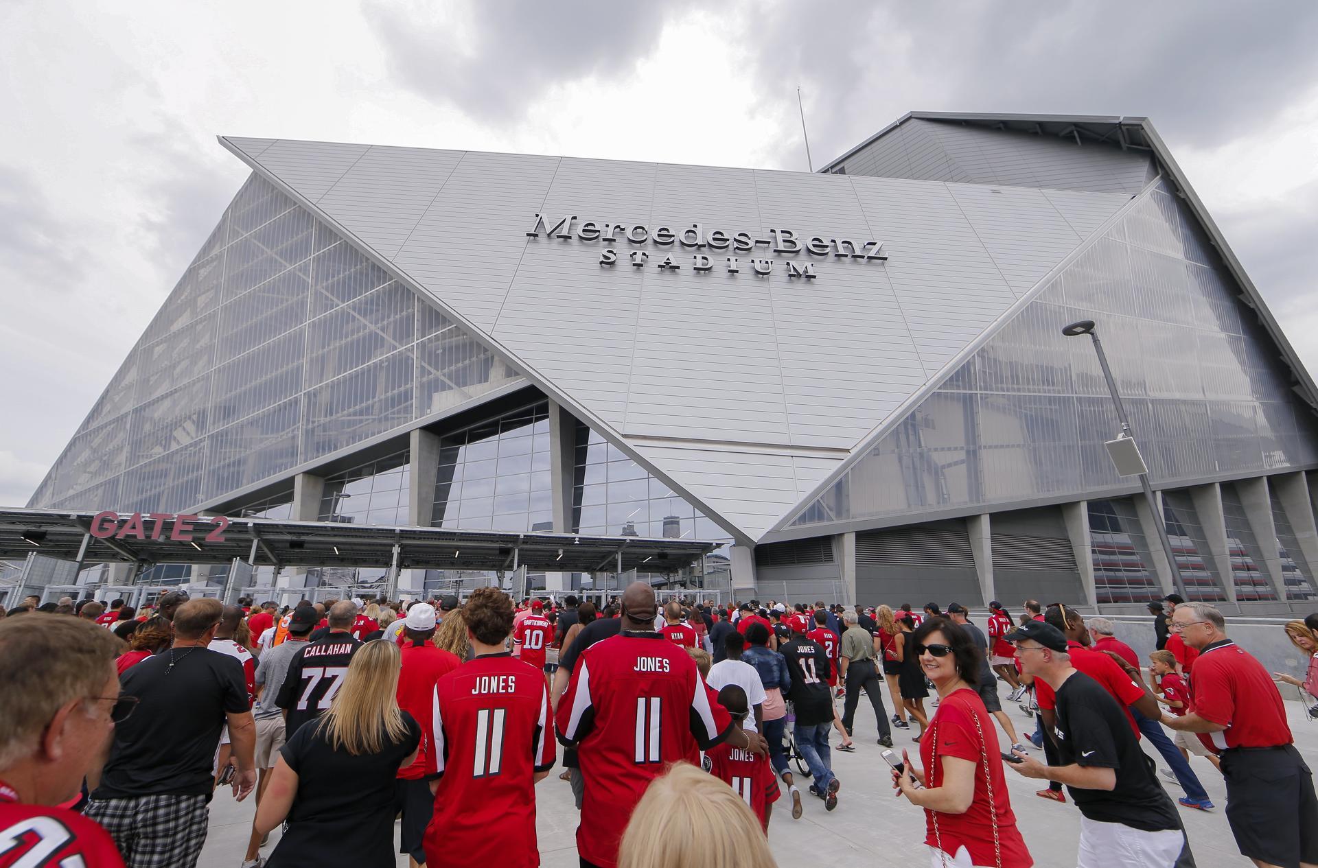 Hay 10 mexicanos entre los 32 finalistas a ‘Fanático Internacional del Año de la NFL’