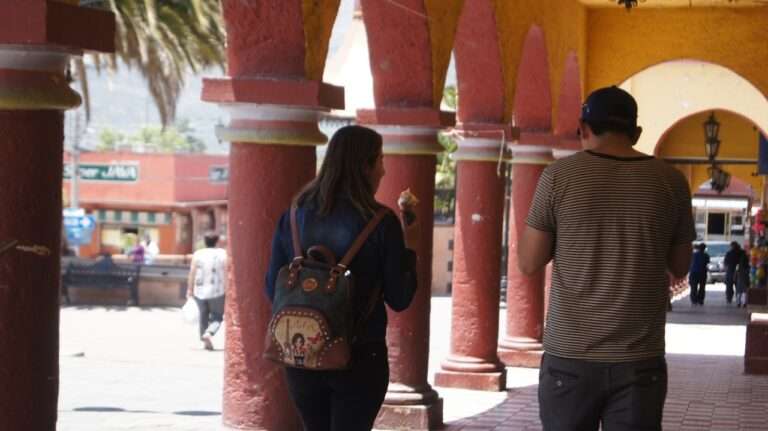 Exhortan a la población a prevenir “golpes de calor”