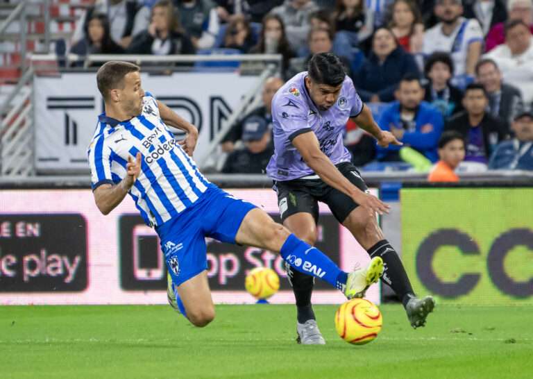 El líder Monterrey al Guadalajara en la Liga Mx