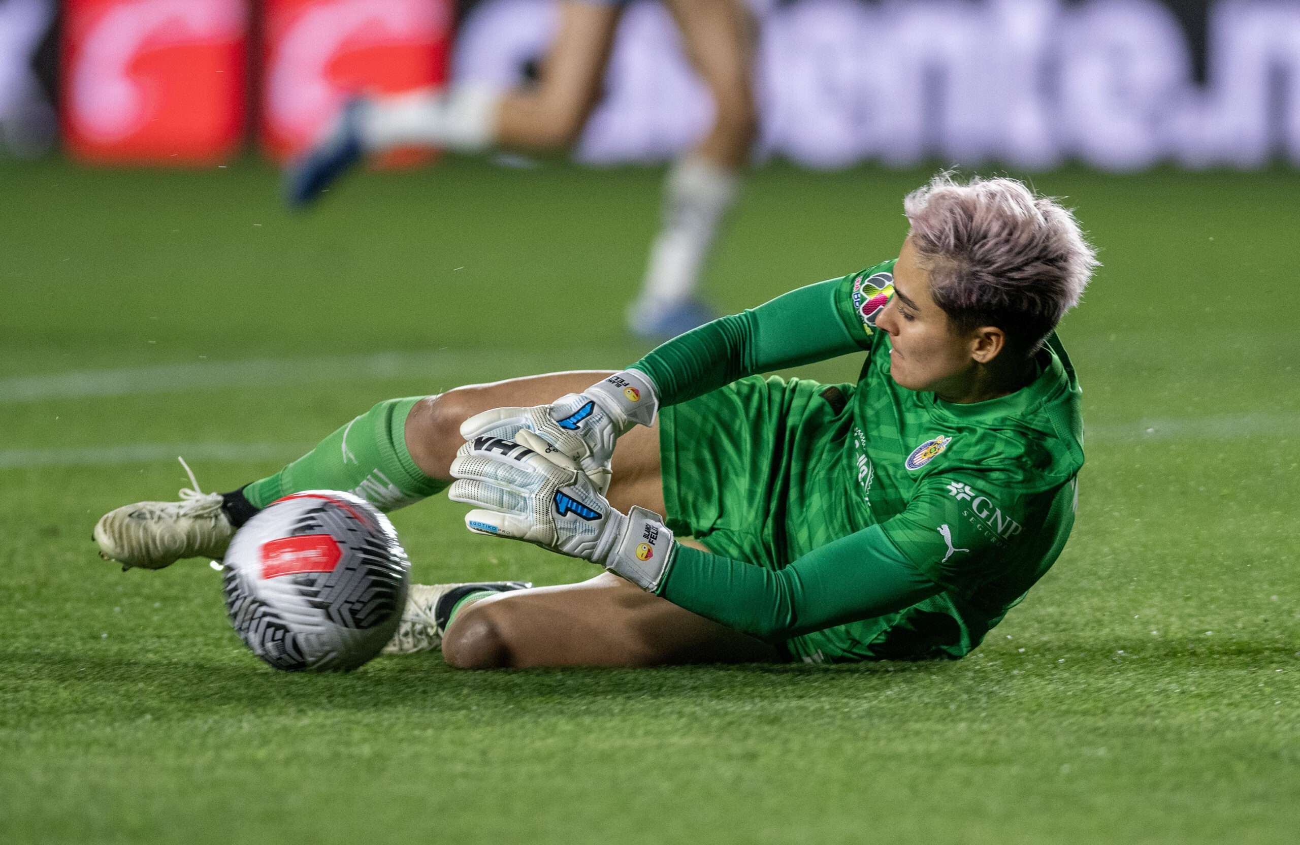 Monserrat Saldívar y Jocelyn Orejel llevan al América al tercer puesto en México