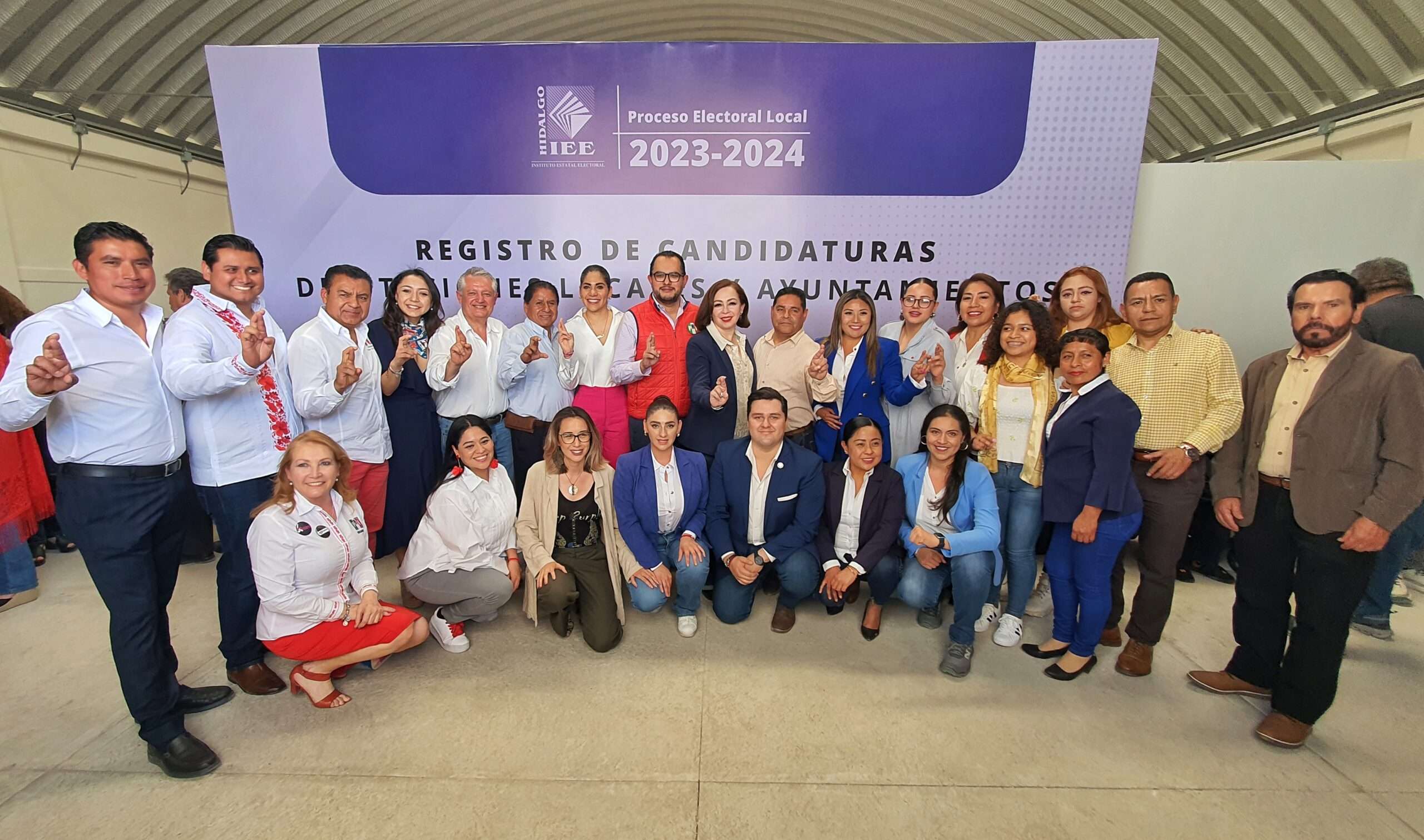 Registraron ante el IEEH, a candidatos para diputaciones locales