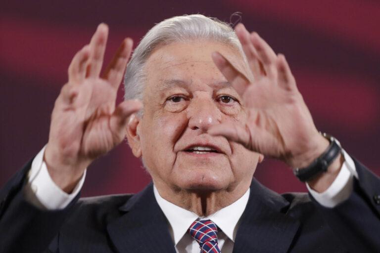 AMLO asegura que habrá “infiltrados” en la marcha  del 8M