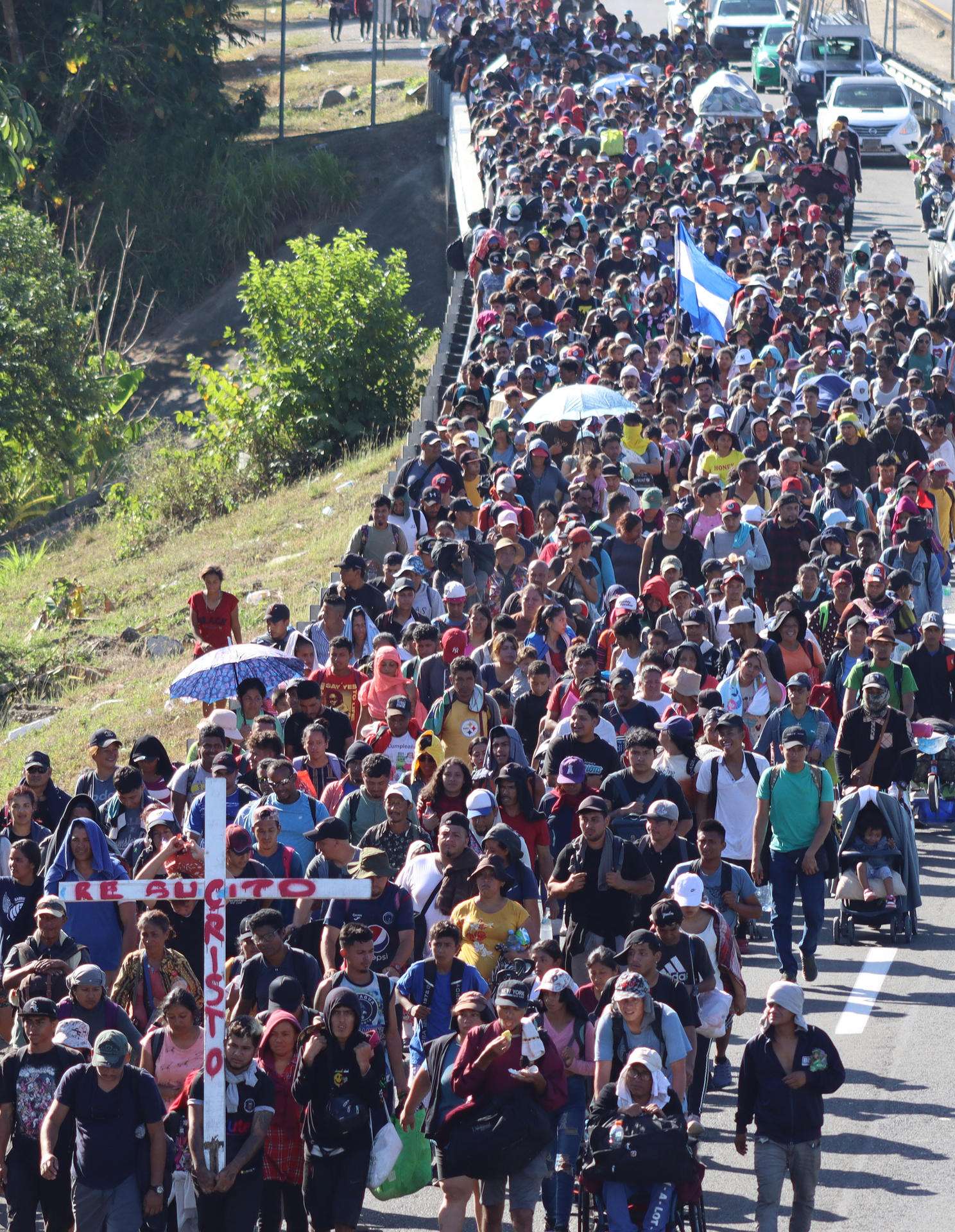 Migrantes rechazan apoyo económico de México 