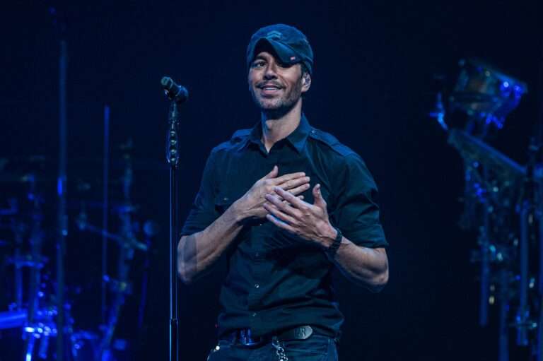 Enrique Iglesias lanza nuevo video