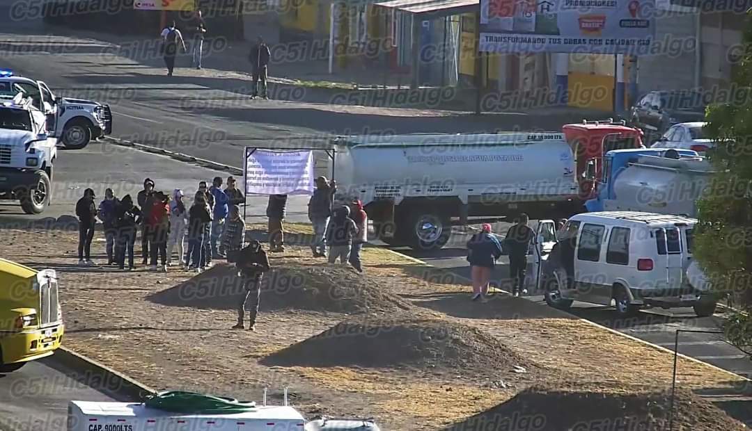 EL CIERRE CARRETERO FUE EN AMBOS SENTIDOS