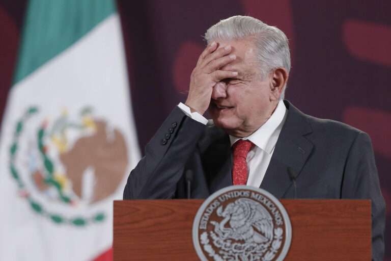 López Obrador dice que la transición del poder será “tersa” pese a la violencia electoral