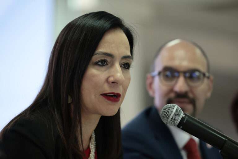Empresarias mexicanas urgen mayor mano de obra calificada de mujeres ante el ‘nearshoring’ Empresarias mexicanas urgen mayor mano de obra calificada de mujeres ante el ‘nearshoring’
