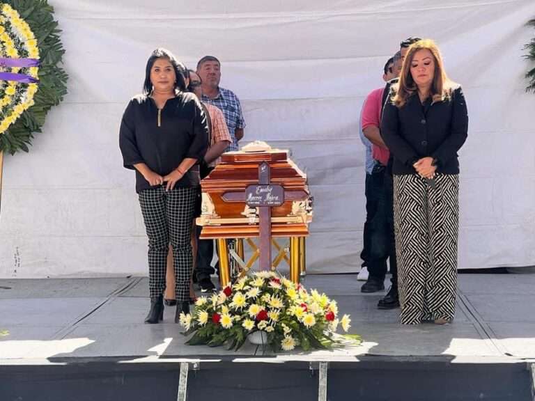 Niega alcaldía cobrar por homenaje a trabajador muerto 