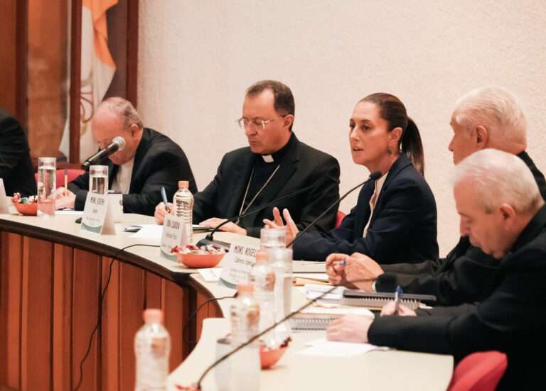 Sheinbaum pide a las iglesias que ayuden a combatir causas del crimen