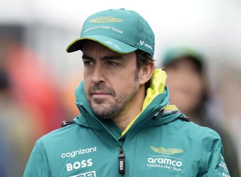 Alonso renueva con Aston Martin y Krack lo considera “una noticia fantástica”