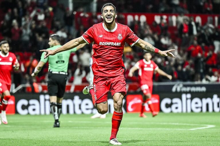 El uruguayo Pereira cree que el Toluca no debe cargar el peso de ser campeón