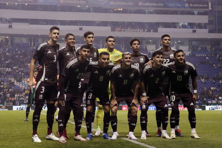 México enfrenta a Estados Unidos confiada en poner fin a su mala racha