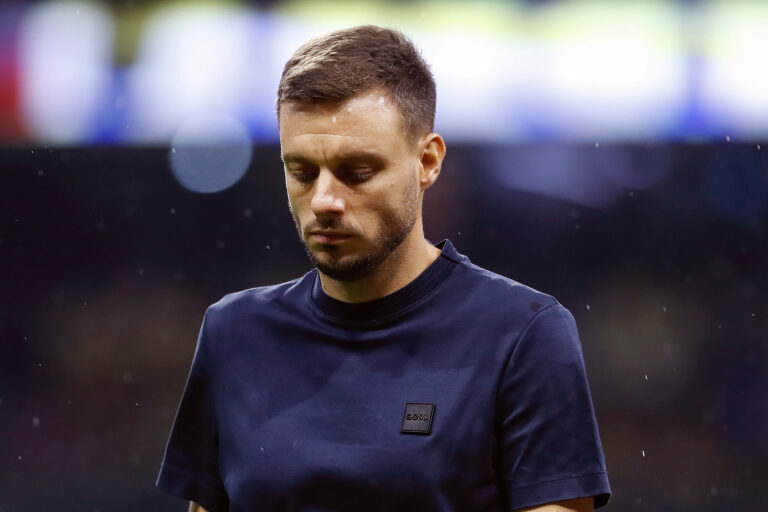 EL LÍDER GENERAL SE PRESENTA EN LA ANGELÓPOLIS 