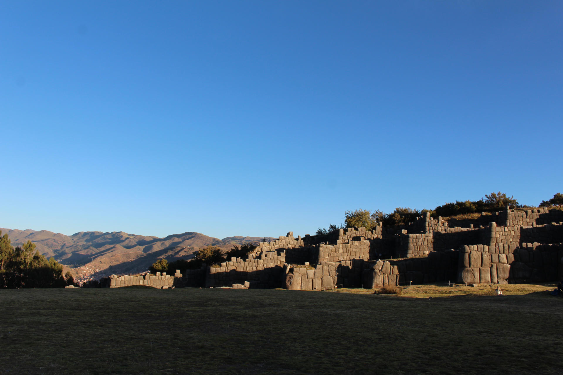 Descubren en Perú edificio piramidal relacionado con civilización más  antigua de América - Plaza Juarez