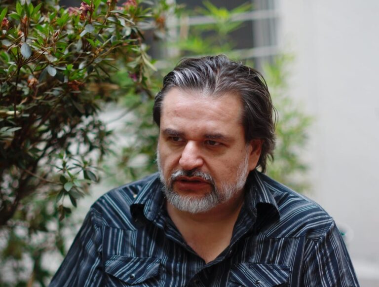 “A muchos les incomoda que el zapatismo no sea peligroso, sino coherente”