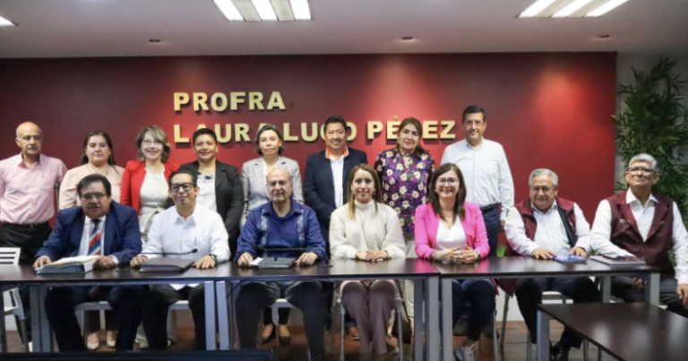 Natividad Castrejón encabezó reunión de trabajo con escuelas normales de Hidalgo