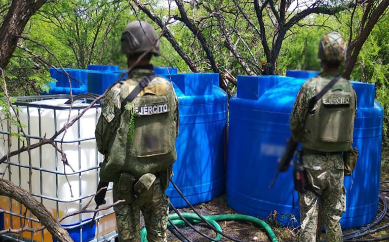 Aseguran 156 mil litros de huachicol 